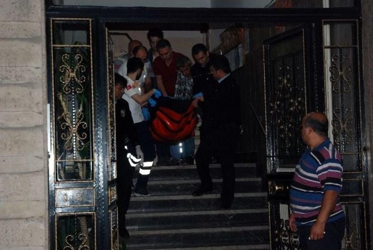 Komşusunun Mutfağından D&uuml;şerek Hayatını Kaybetti