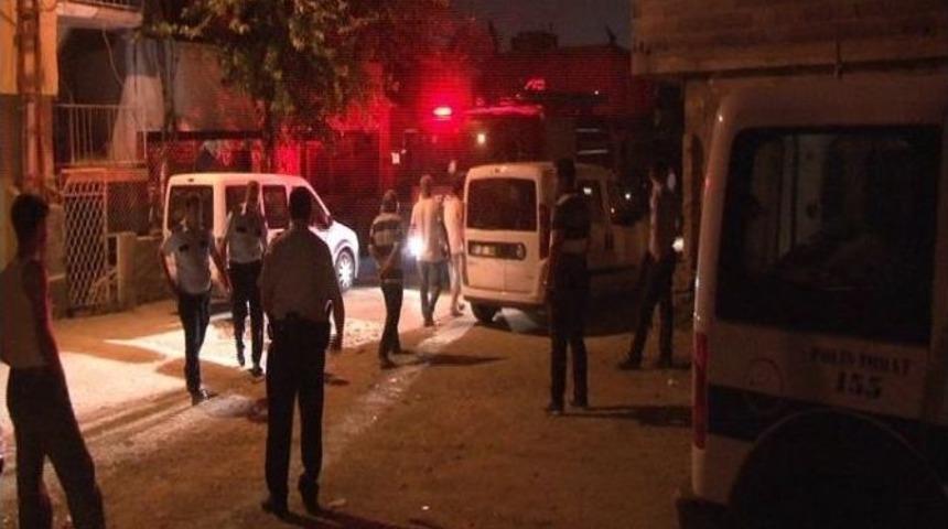 Adana&rsquo;da Komşu Kavgası: 1 &Ouml;l&uuml;, 2 Yaralı