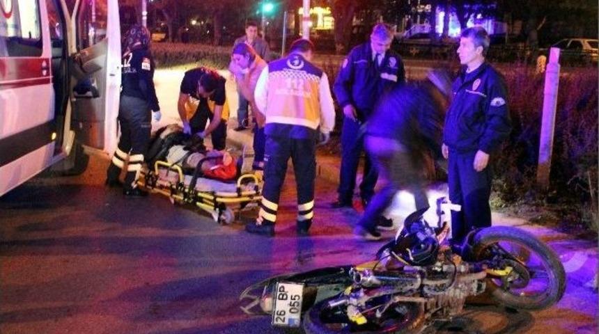 Eskişehir&rsquo;de Trafik Kazası: 2 Yaralı