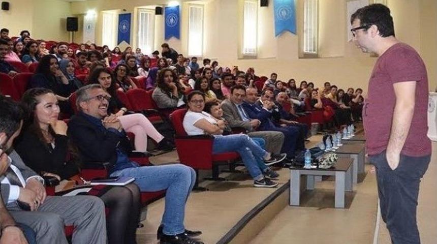 &Uuml;nl&uuml; Stand-up Sanat&ccedil;ısı Zakoğlu Bandırma&rsquo;da