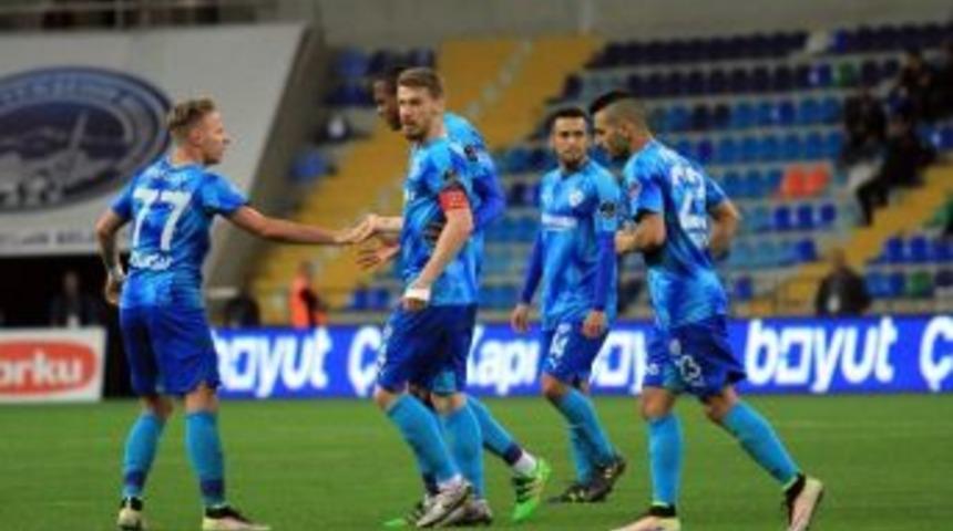 Serdar Aziz Bardağı Taşırdı, İpler Kopuyor