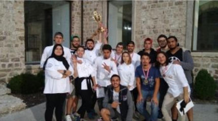 Ad&uuml; Didim&rsquo;in Madalyalı Aş&ccedil;ıları