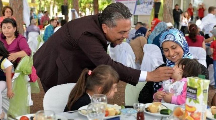 Başkan Uysal, Engelli Dernekleriyle Buluştu