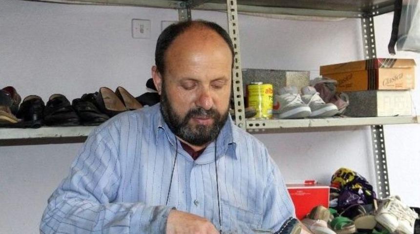 Bitme Noktasına Gelen Mesleğini Severek Yapıyor