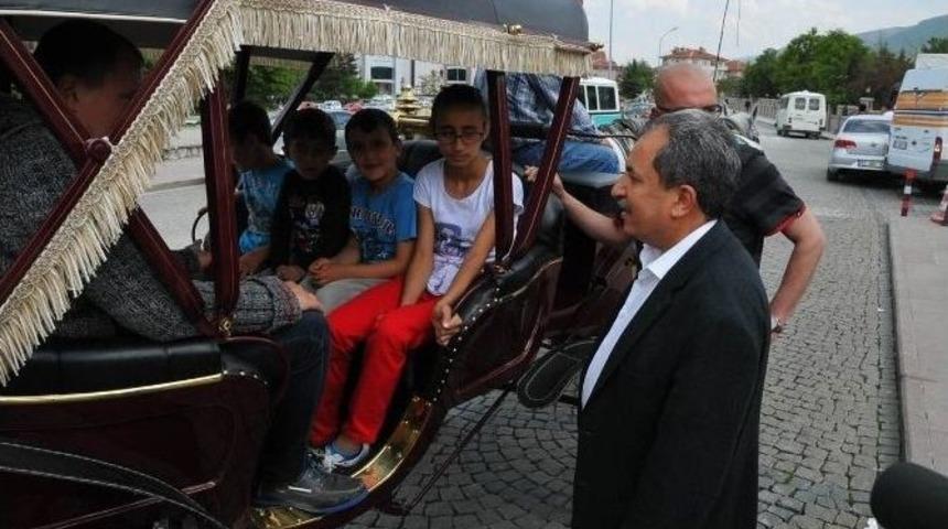 Sevgi Evleri &Ccedil;ocuklarının Fayton Sefası