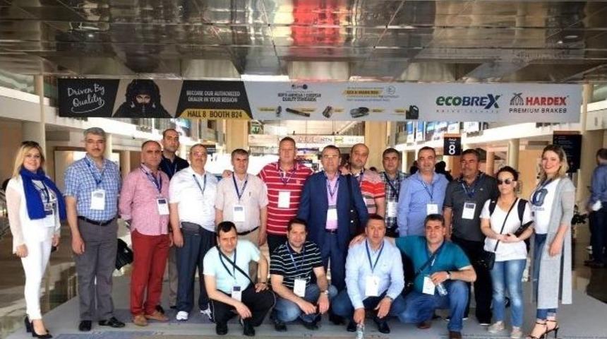 Gto &Uuml;yesi Otomotivciler Dubai&rsquo;de İncelemelerde Bulundu