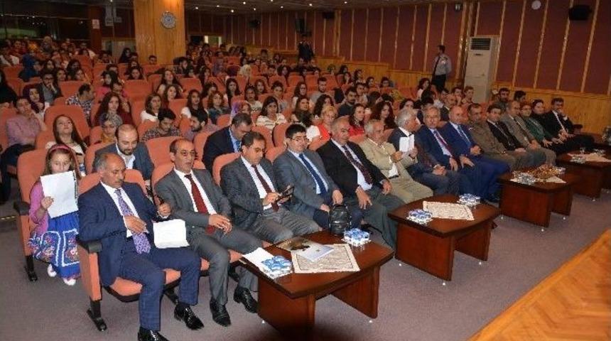 Bartın Protokol&uuml; Şiir Okudu