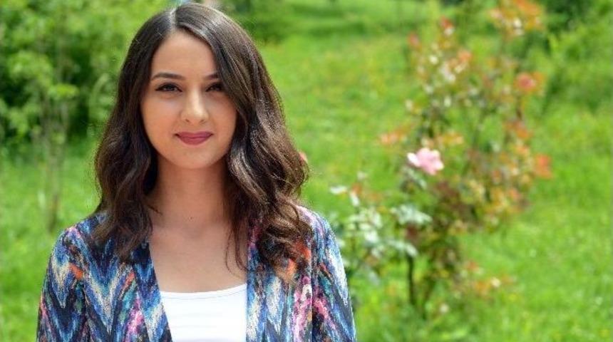 Şemdinli&rsquo;ye Atanan &Ouml;ğretmenden Anlamlı Davranış