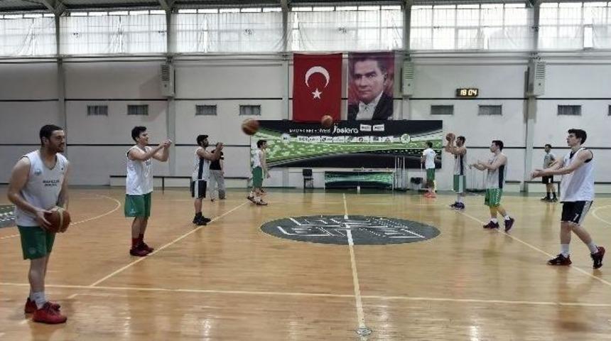 Mamak Dsi Gen&ccedil; Basketbol Takımı Namağlup Lider