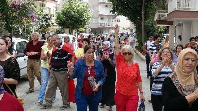 Bin Dairelik Sitede ’kapı’ Tepkisi