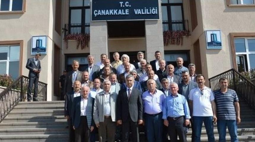 D&uuml;zceli Muhtarlar &Ccedil;anakkale Valiliğini Ziyaret Etti
