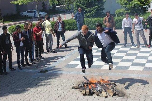 Esogü’deki Ülkücü Öğrencilerin Osmangazi’yi Anma Ve Hıdırellez Şenlikleri