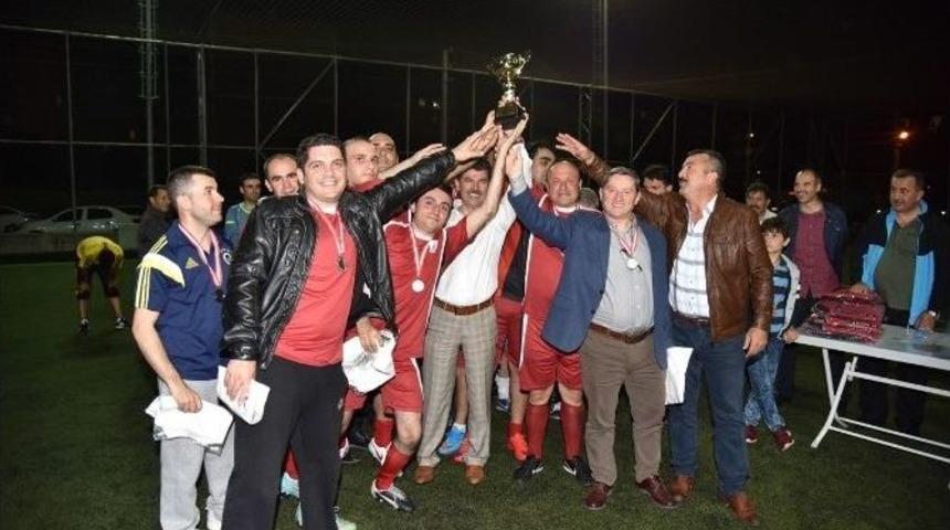 Kartepe Belediye Liginin Şampiyonu Zabıta