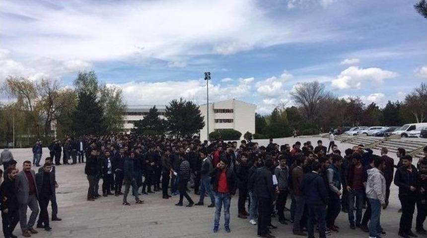 Atat&uuml;rk &Uuml;niversitesi&rsquo;nde Ter&ouml;re Tepki Y&uuml;r&uuml;y&uuml;ş&uuml;