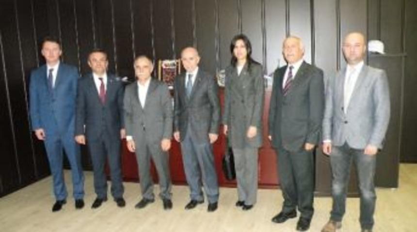 Mmo’dan Rektör Akan’a Ziyaret