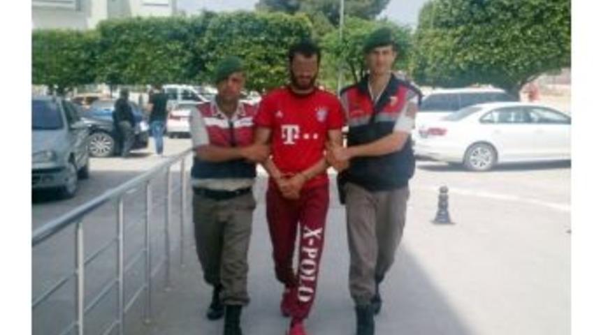 Firari Asker Plajda Hırsızlıktan Tutuklandı