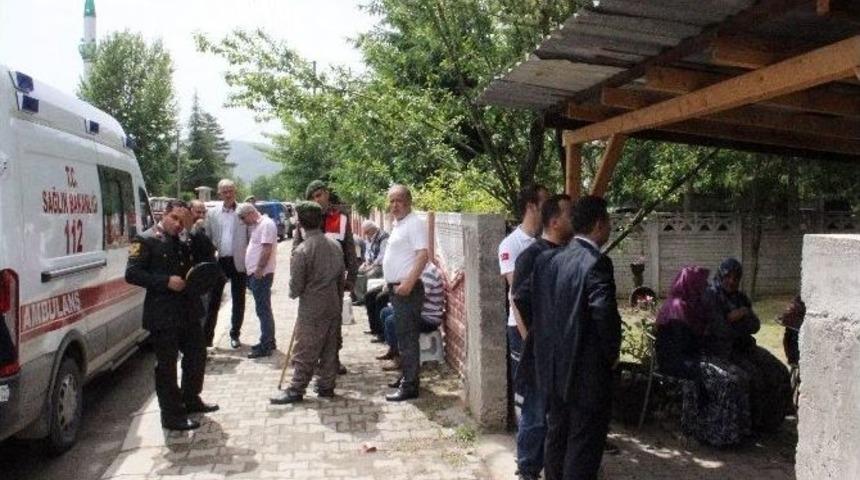 Şehit Mekan Şahin&rsquo;in Kayınpederinin Evinde Yas Var