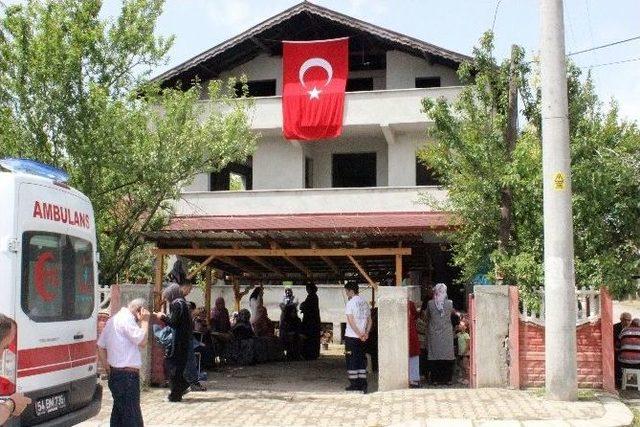 Şehit Mekan Şahin’in Kayınpederinin Evinde Yas Var