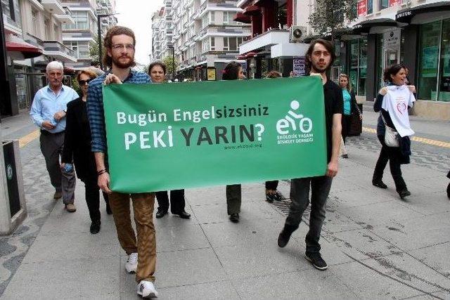 “samsun Engelleri Aşıyor” Yürüyüşü