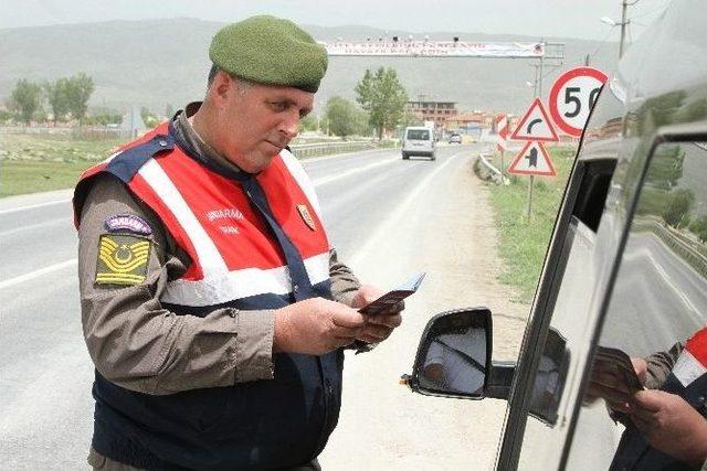 Tepebaşı Trafik Jandarmadan Sürücülere Uyarı