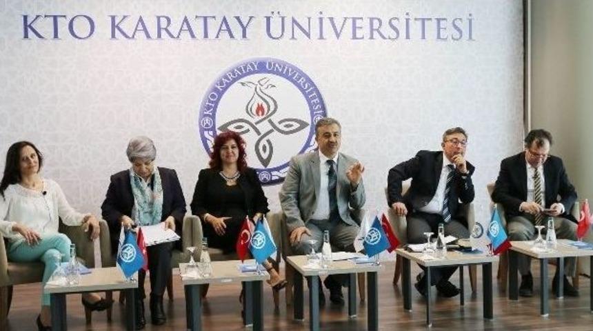 Kto Karataylı Hemşire Adayları, Hemşirelik Haftası&rsquo;nı Kutladı