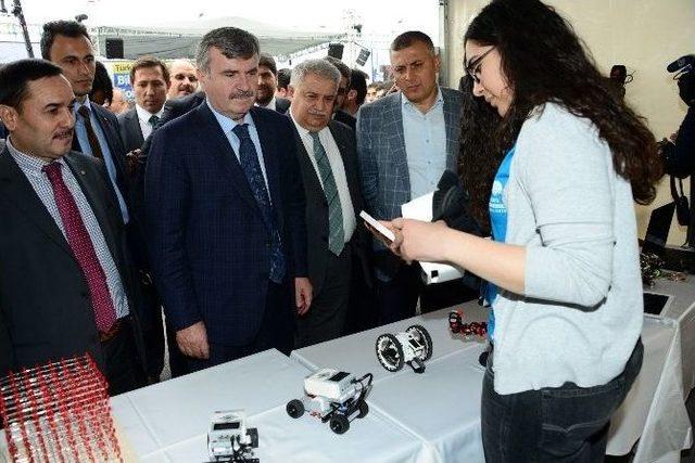 Bilim Festivali Bilimin Merkezinde Başladı 1