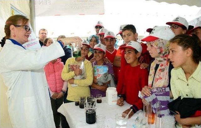 Bilim Festivali Bilimin Merkezinde Başladı 3