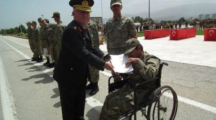 Engelliler Askerlik Yaptı
