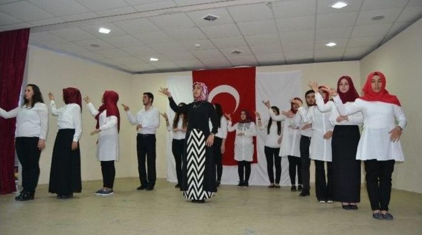 Ala&ccedil;am&rsquo;da&ldquo;benim Bir Engelim Yok&rdquo; Adlı Resim Sergisi