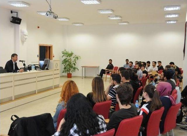 Anadolu Üniversitesi İletişim Sanatları Atölyesi’nden ‘ersin Düzen’ Söyleşisi