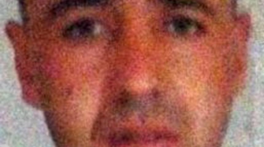 Uyuşturucu Satıcısı Uyuşturucudan &Ouml;ld&uuml;