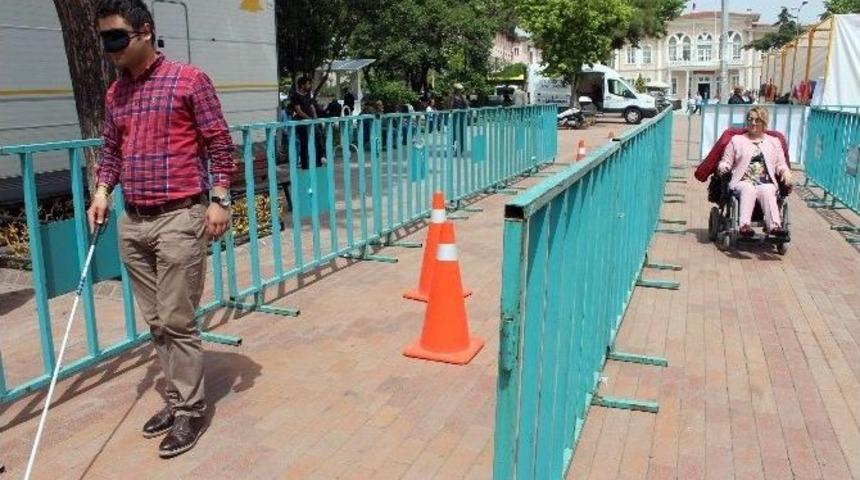 Tekirdağlılar Bir G&uuml;nl&uuml;ğ&uuml;ne Engelli Oldu