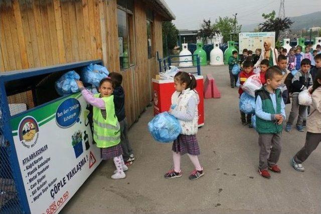 Körfez Belediyesi’nden Minik Öğrencilere Uygulamalı Çevre Eğitimi