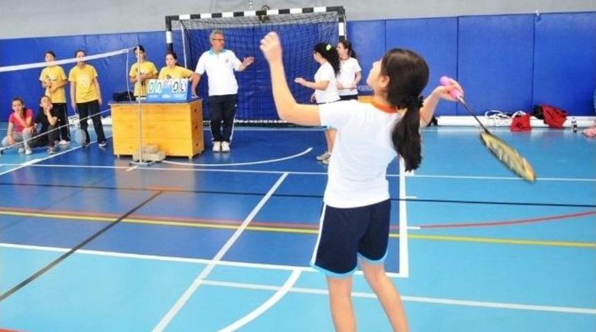 Badminton Ma&ccedil;ları Nefes Kesti