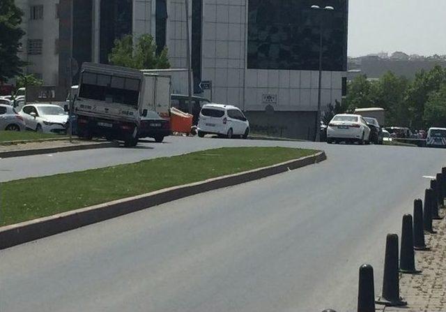 Polisin Aradığı Şüpheli Araç Zeytinburnu’nda Bulundu