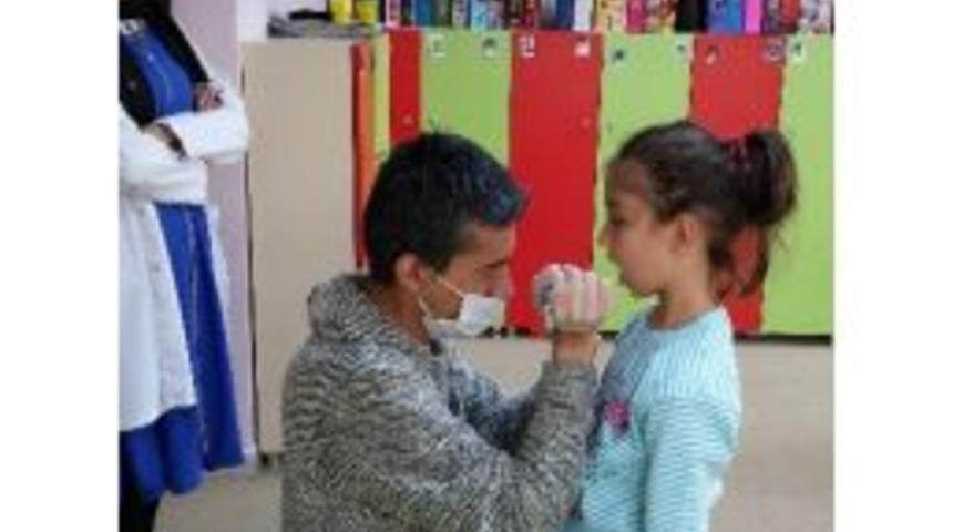 Nezaket Okullarında Diş Taraması Yapıldı