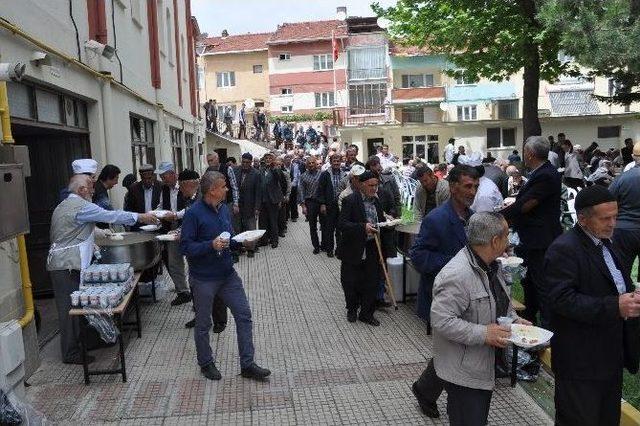 Bozüyük Yenidoğan Cami Derneği’nden Hıdrellez Programı