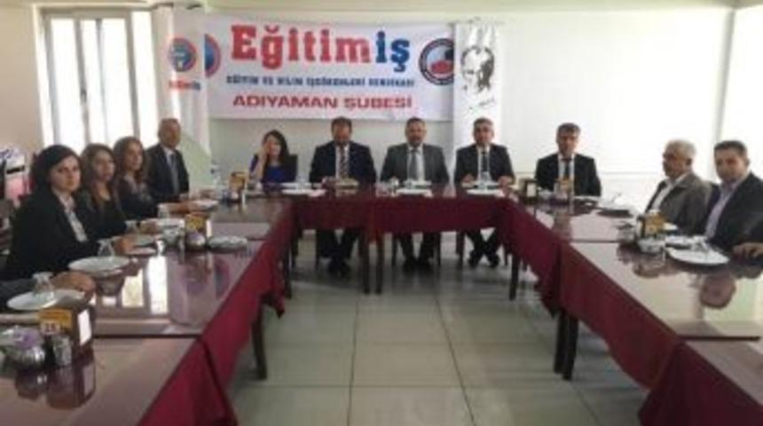 Eğitim-iş Genel Başkanı Demir Eğitim Sistemini Eleştirdi