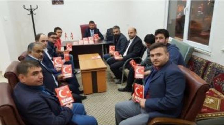 Diriliş Başkanları Anayasa Kitap&ccedil;ığını Tanıttı