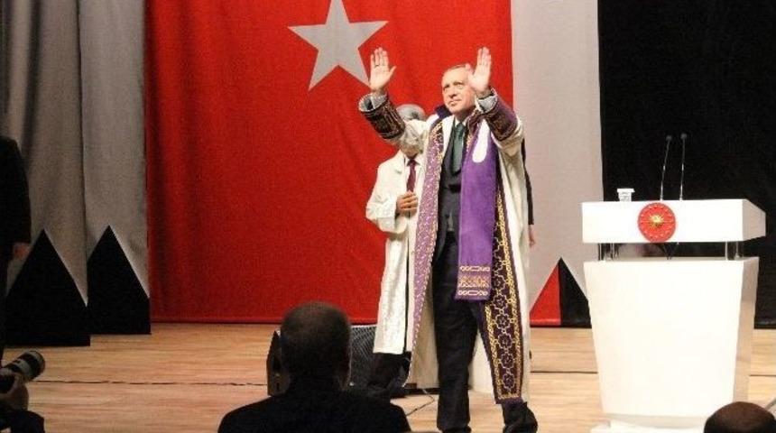 Cumhurbaşkanı Erdoğan&rsquo;dan Rekt&ouml;rlere &lsquo;vandal&rsquo; Mesajı