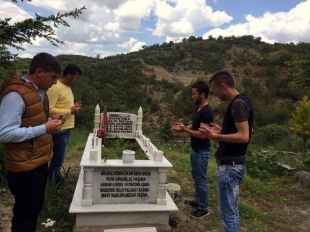 &Ouml;ğrenciler Maden Şehitlerini Unutmadı