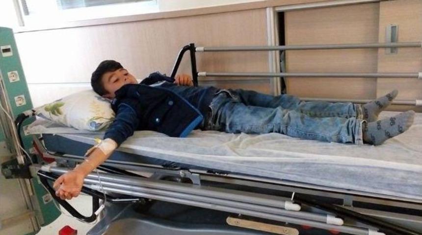 Kırıkkale&rsquo;de S&uuml;t İ&ccedil;en 38 &Ouml;ğrenci Zehirlendi