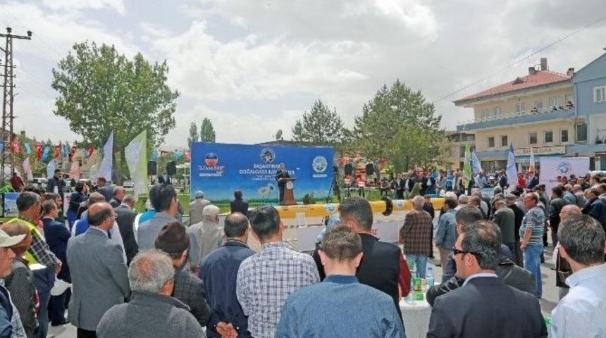 Başakpınar Mahallesi Doğalgaza Kavuşuyor