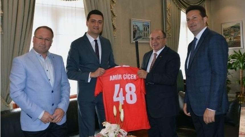 Muğla&rsquo;ya Olimpik Hokey Salonu