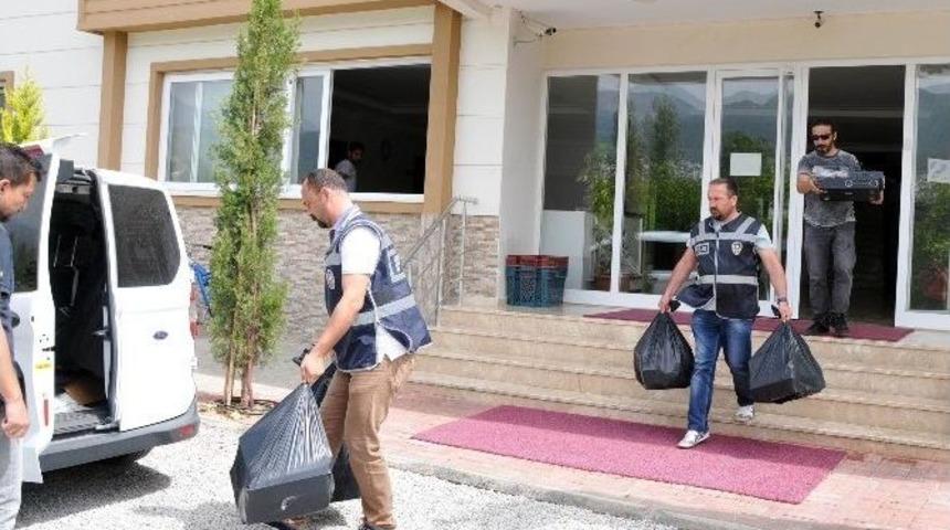 Öğrenci Yurdu Ve Yemek Fabrikasına Paralel Yapı Baskını