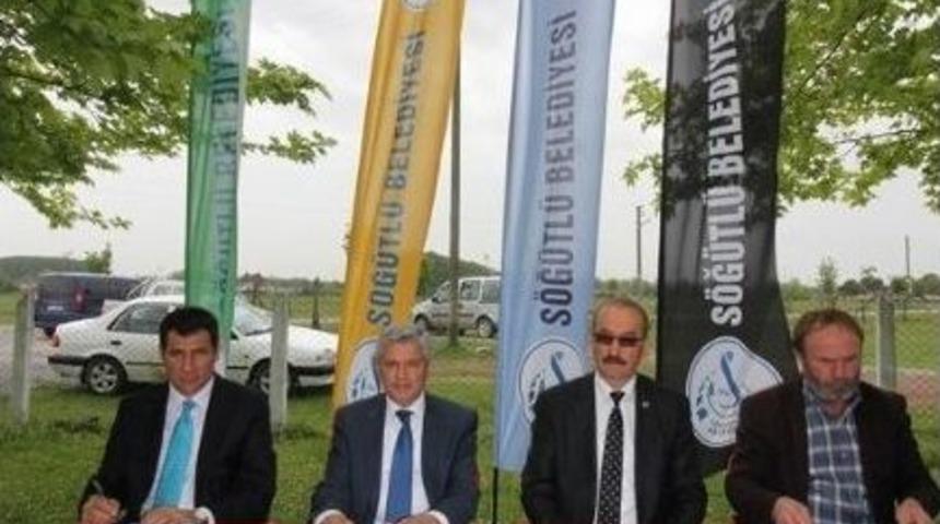 S&ouml;ğ&uuml;tl&uuml; Belediye Başkanı H&uuml;seyin Gen&ccedil; Bir Yılık &Ccedil;alışmasını Anlattı