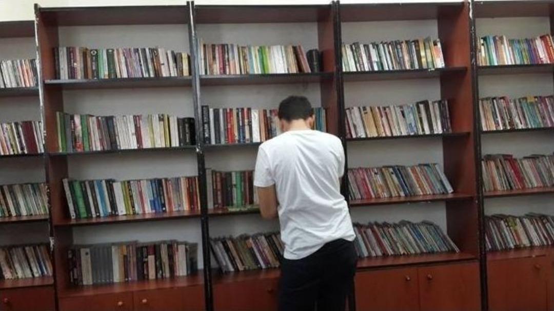 Bilgi Kul&uuml;b&uuml; K&uuml;t&uuml;phane Kurmaya Devam Ediyor