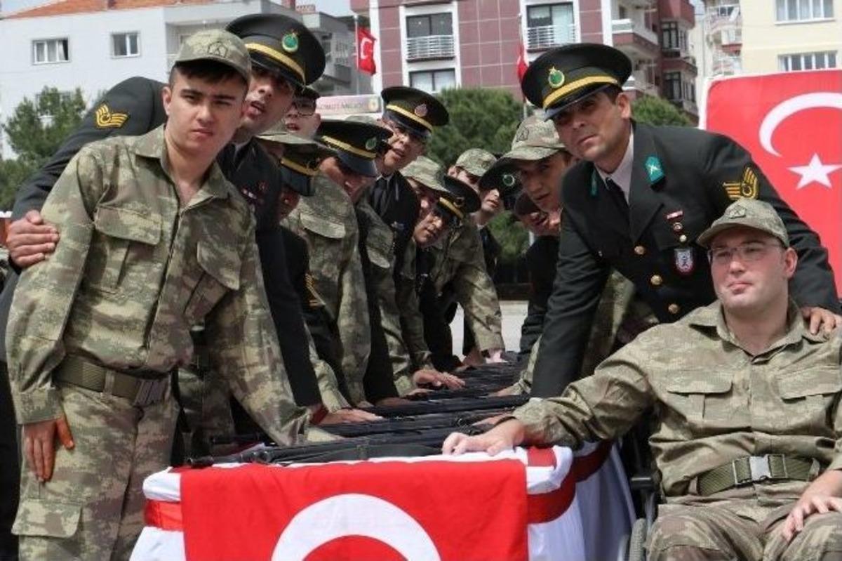 Bir G&uuml;nl&uuml;k Askerlik, &Ouml;m&uuml;r Boyu Onur