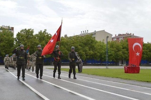 Çakı Gibi Asker Oldular