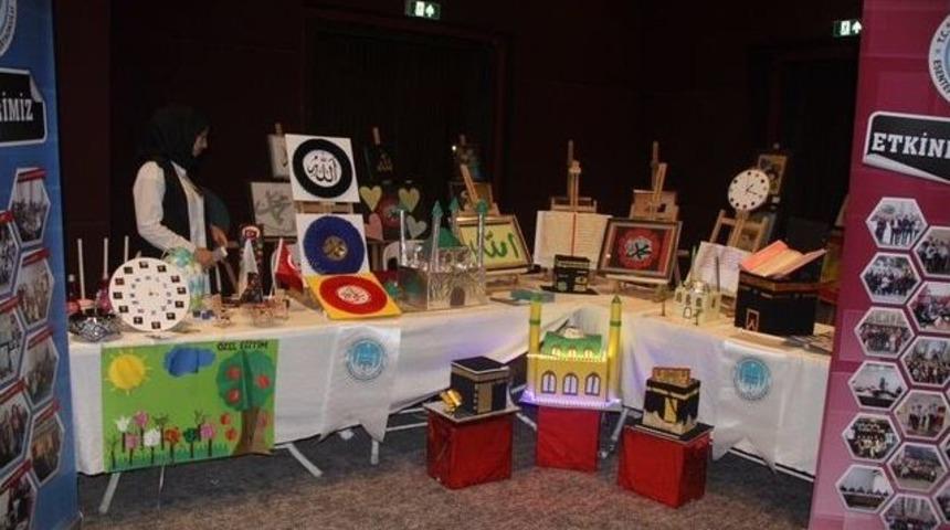 Sultangazi’de Dereceye Giren İmam Hatipli Öğrenciler İçin Ödül Töreni